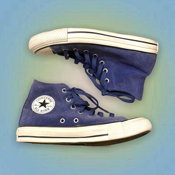 Converse Shoes - blue high top converse